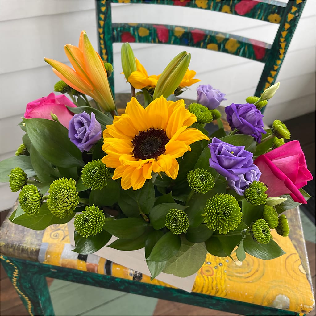 Best Day Box Bouquet – Zapateria Y Floreria Hernandez, San Jose CA