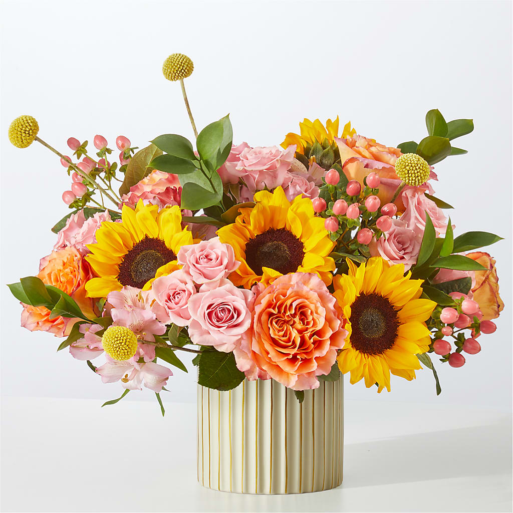 Sun's Out Bouquet – Zapateria Y Floreria Hernandez, San Jose CA