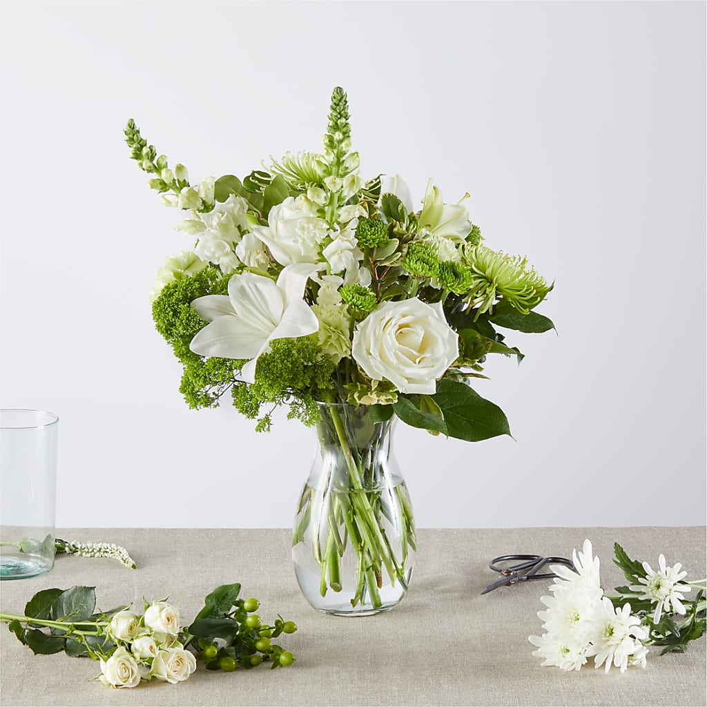 Irish Garden - A Florist Original – Zapateria Y Floreria Hernandez, San Jose CA
