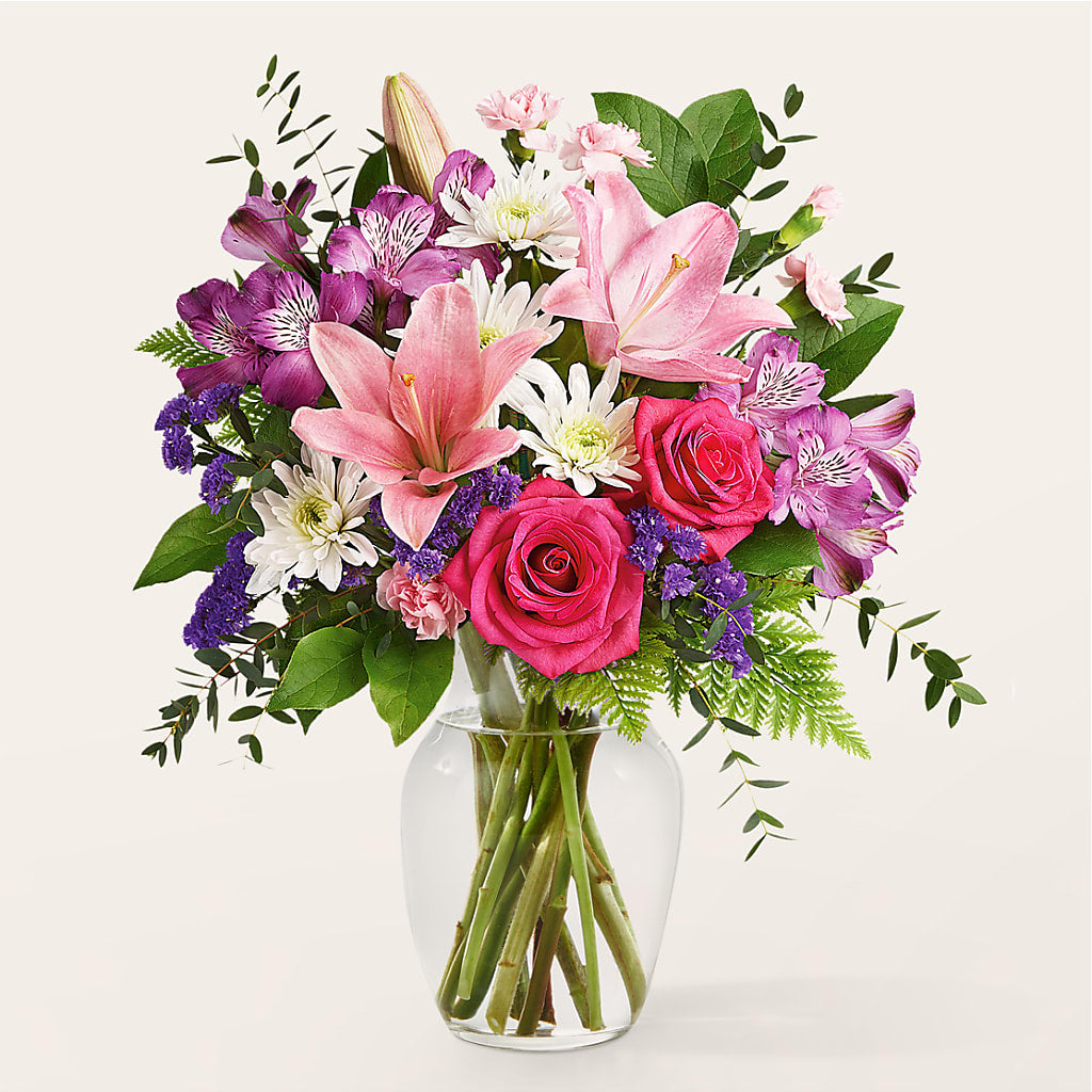 Lace & Pearls Bouquet – Zapateria Y Floreria Hernandez, San Jose CA