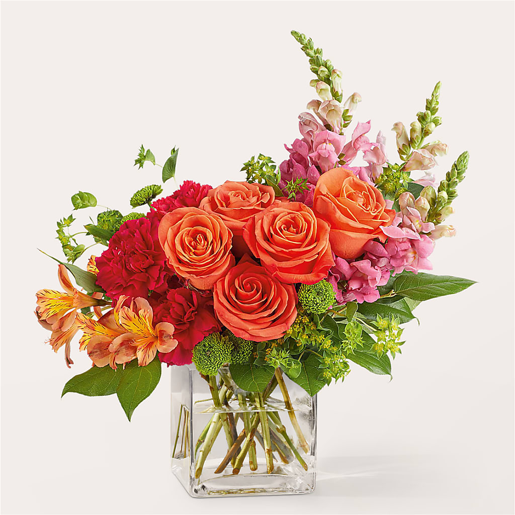 Cosmopolitan Bouquet – Zapateria Y Floreria Hernandez, San Jose CA