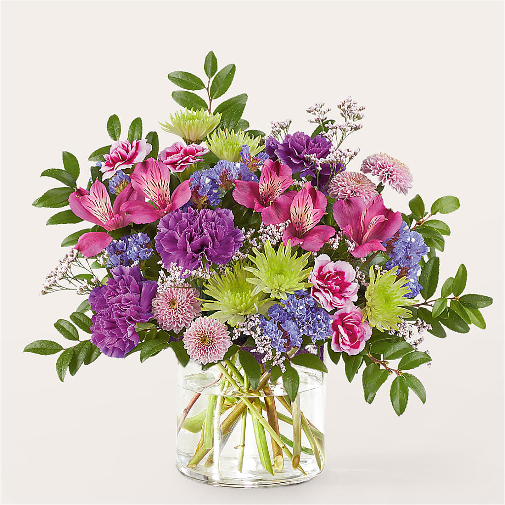 Glass Half Full Bouquet – Zapateria Y Floreria Hernandez, San Jose CA