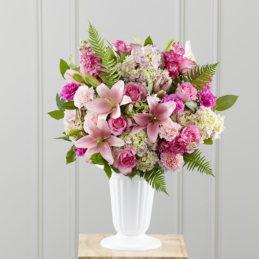 Never-Ending Love Arrangement – Zapateria Y Floreria Hernandez, San Jose CA