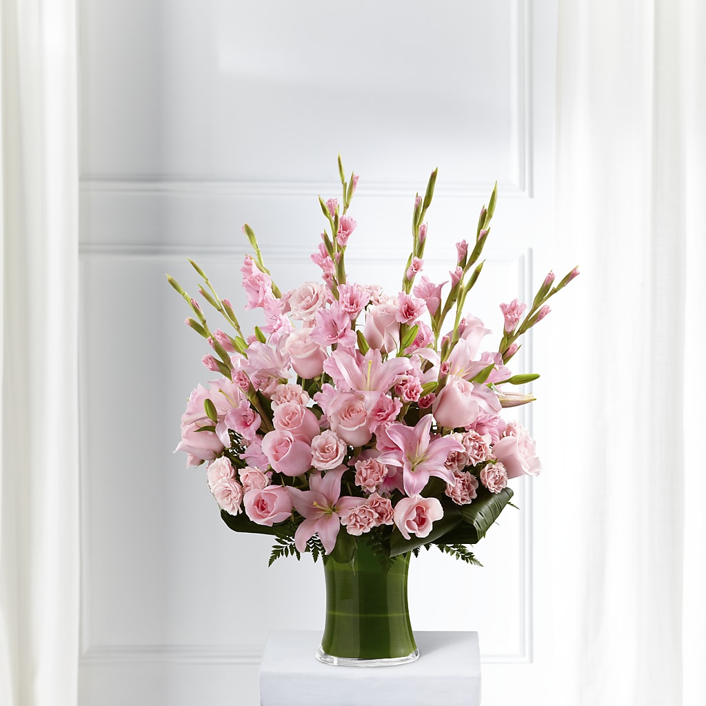 Lovely Tribute Bouquet – Zapateria Y Floreria Hernandez, San Jose CA