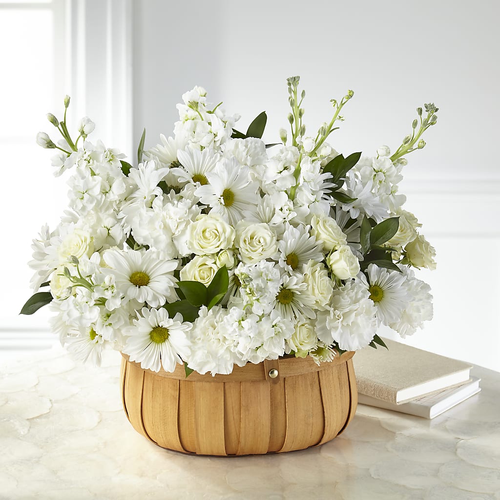 Graceful Garden Basket – Zapateria Y Floreria Hernandez, San Jose CA