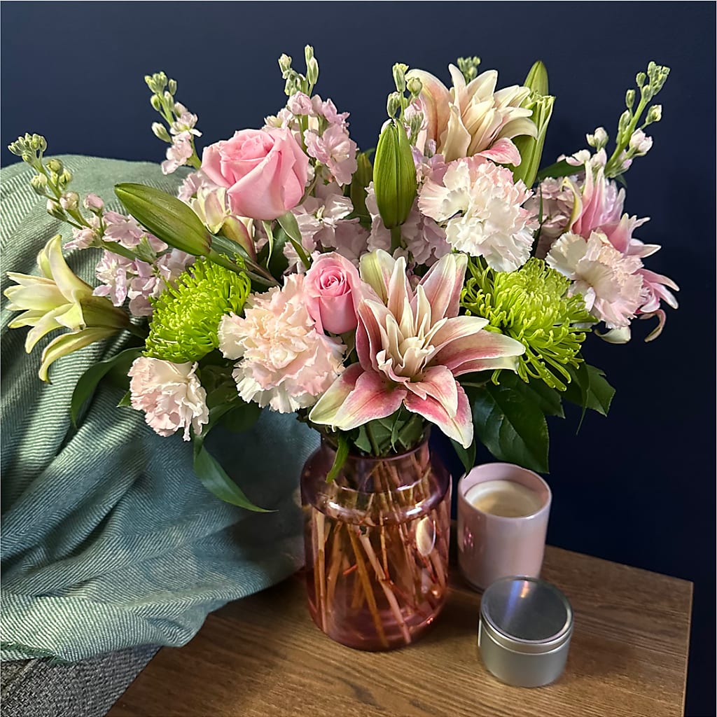 Pretty in Pink Bouquet – Zapateria Y Floreria Hernandez, San Jose CA