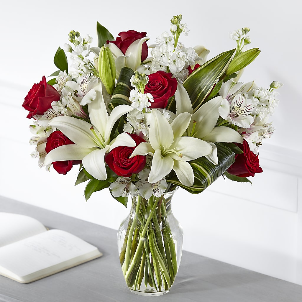 Loving Respect Bouquet – Zapateria Y Floreria Hernandez, San Jose CA