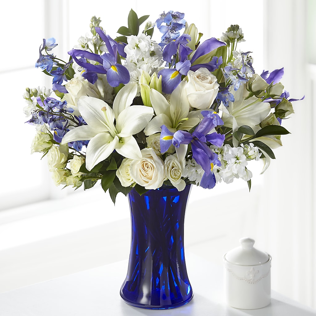 Calming Comfort Bouquet – Zapateria Y Floreria Hernandez, San Jose CA