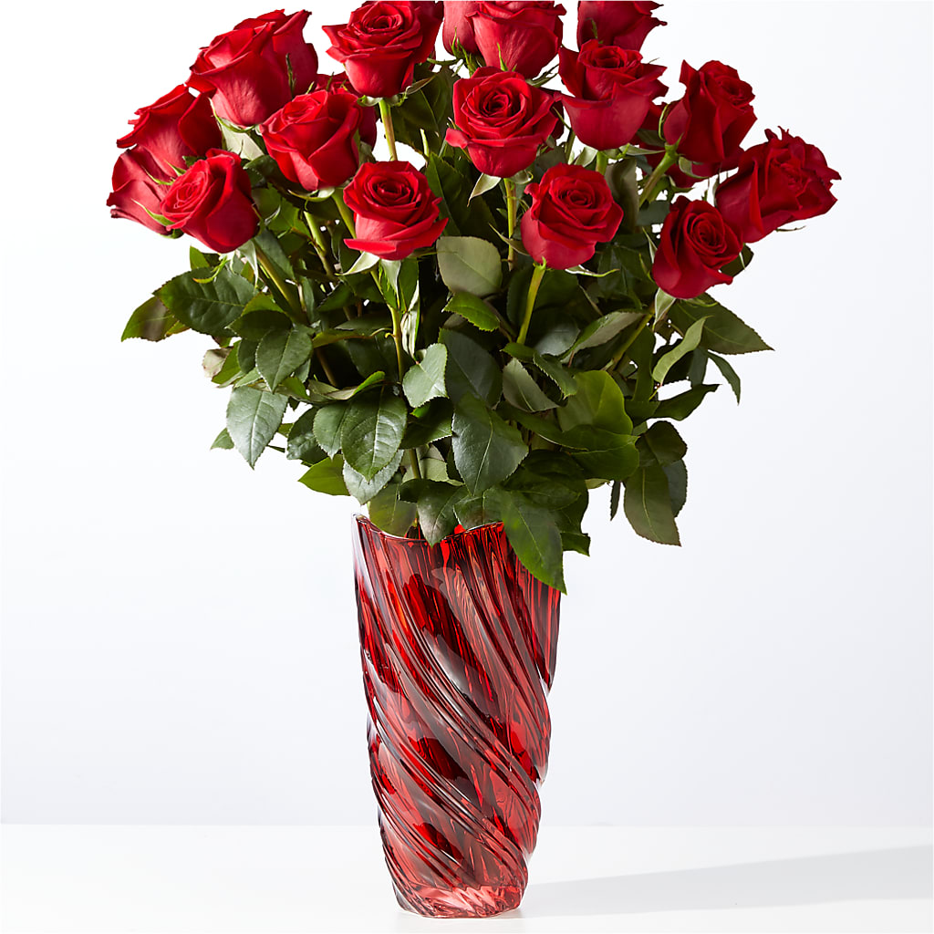 Classic Love Red Rose Bouquet with Luxe Swirl Vase – Zapateria Y Floreria Hernandez, San Jose CA