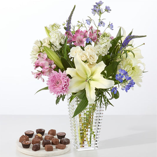 Winter Celebration Bouquet –  Zapateria Y Floreria Hernandez, San Jose CA