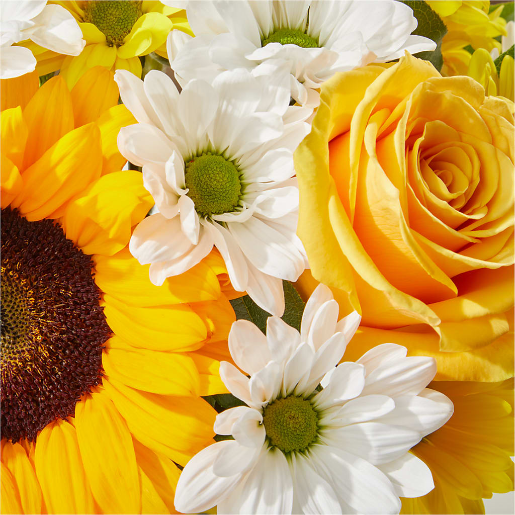Be Happy Bouquet –  Zapateria Y Floreria Hernandez, San Jose CA