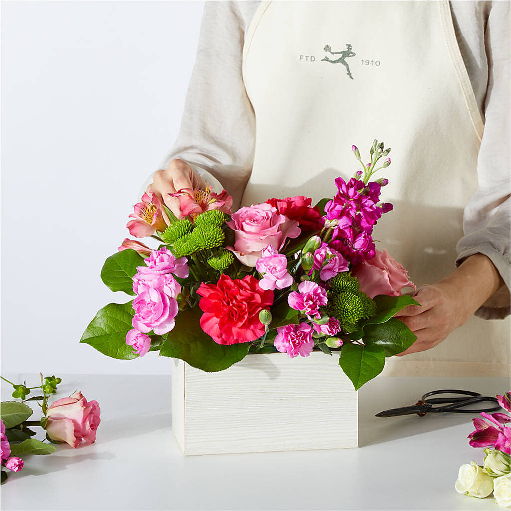 Sweetberry Box – A Florist Original –  Zapateria Y Floreria Hernandez, San Jose CA