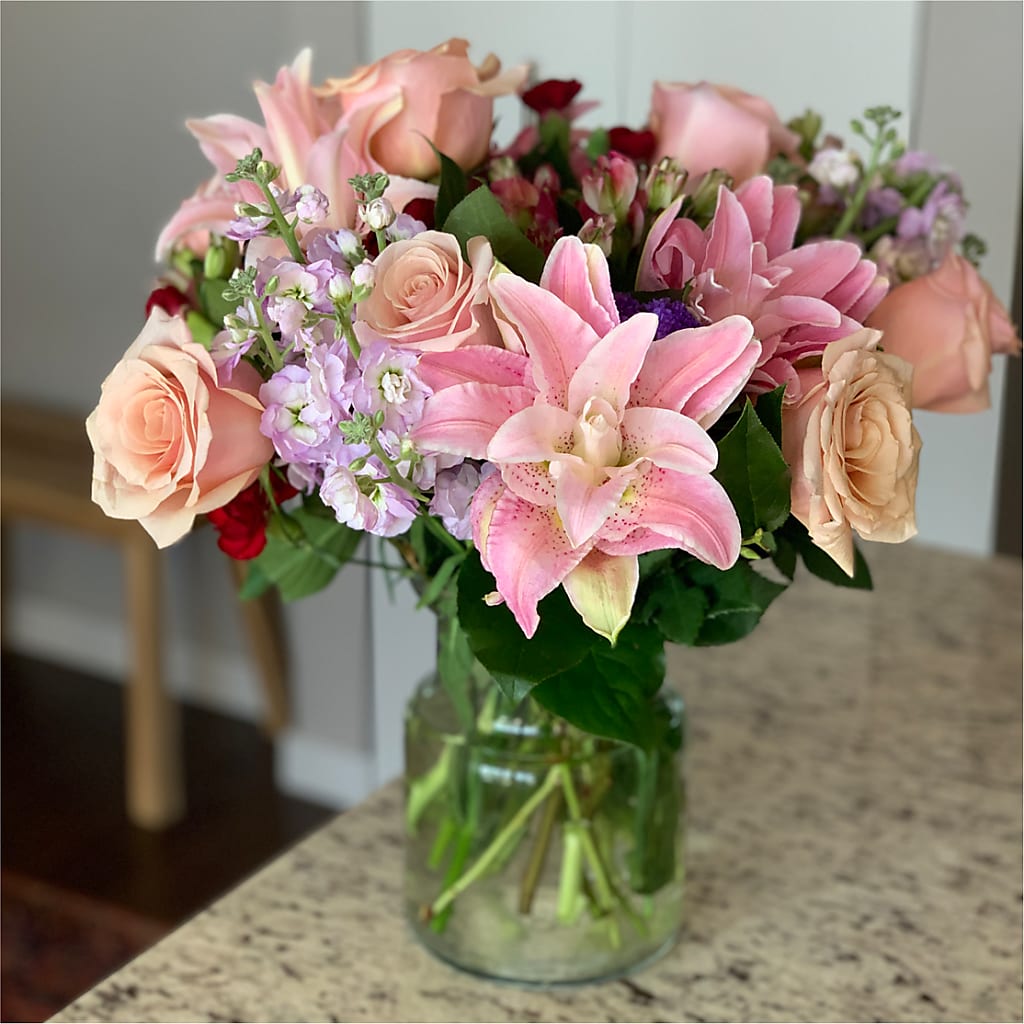 Romantique Bouquet –  Zapateria Y Floreria Hernandez, San Jose CA
