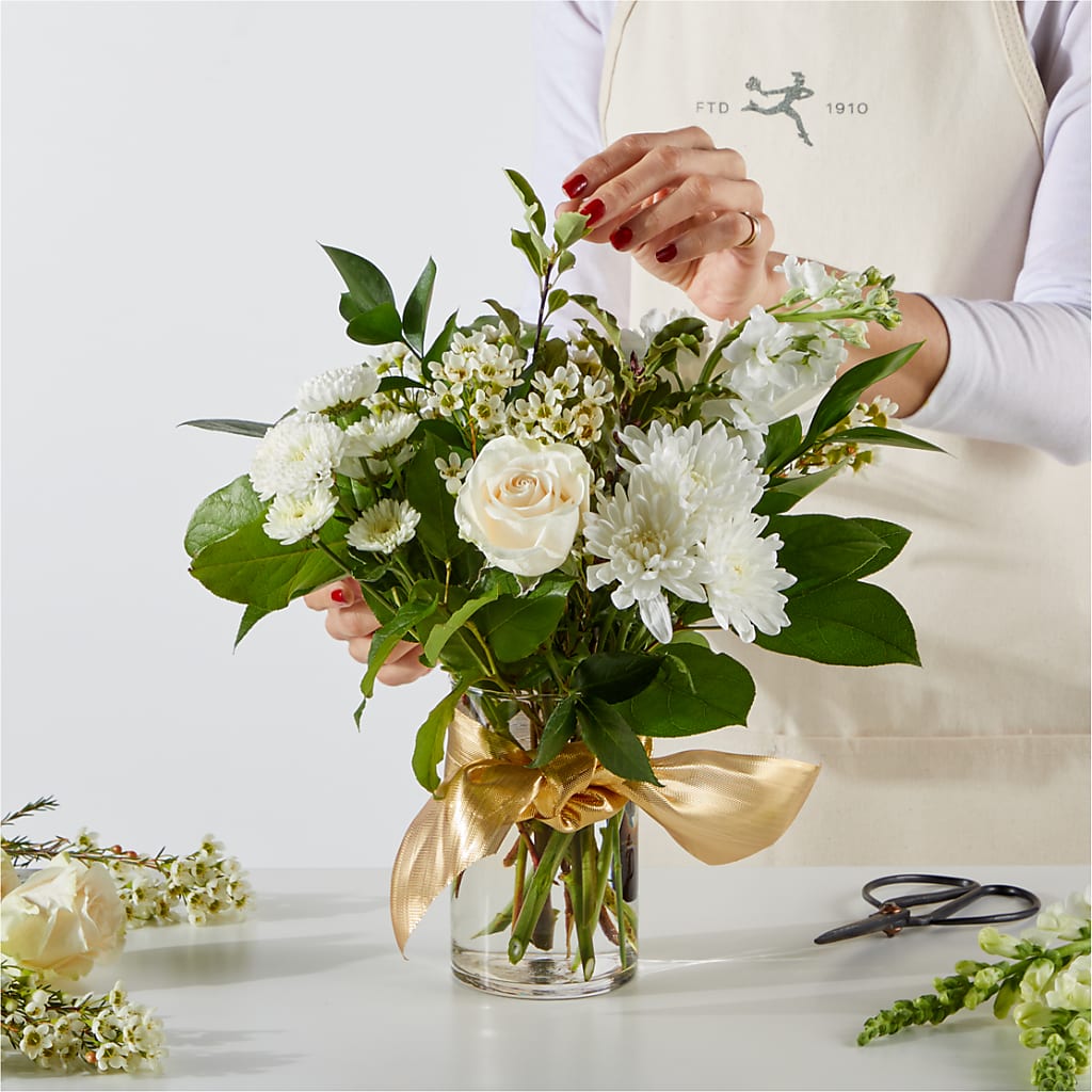 New Beginnings – A Florist Original –  Zapateria Y Floreria Hernandez, San Jose CA