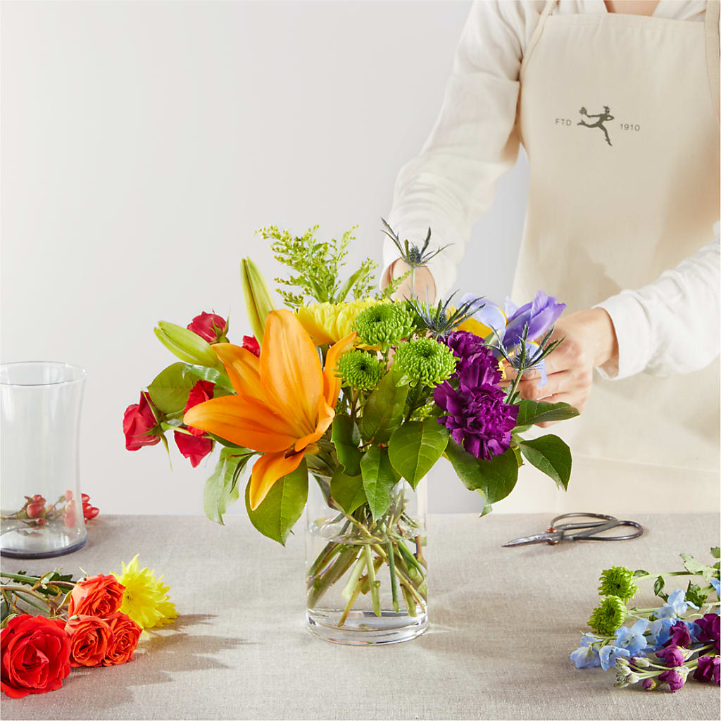 Summer Spectra - A Florist Original –  Zapateria Y Floreria Hernandez, San Jose CA