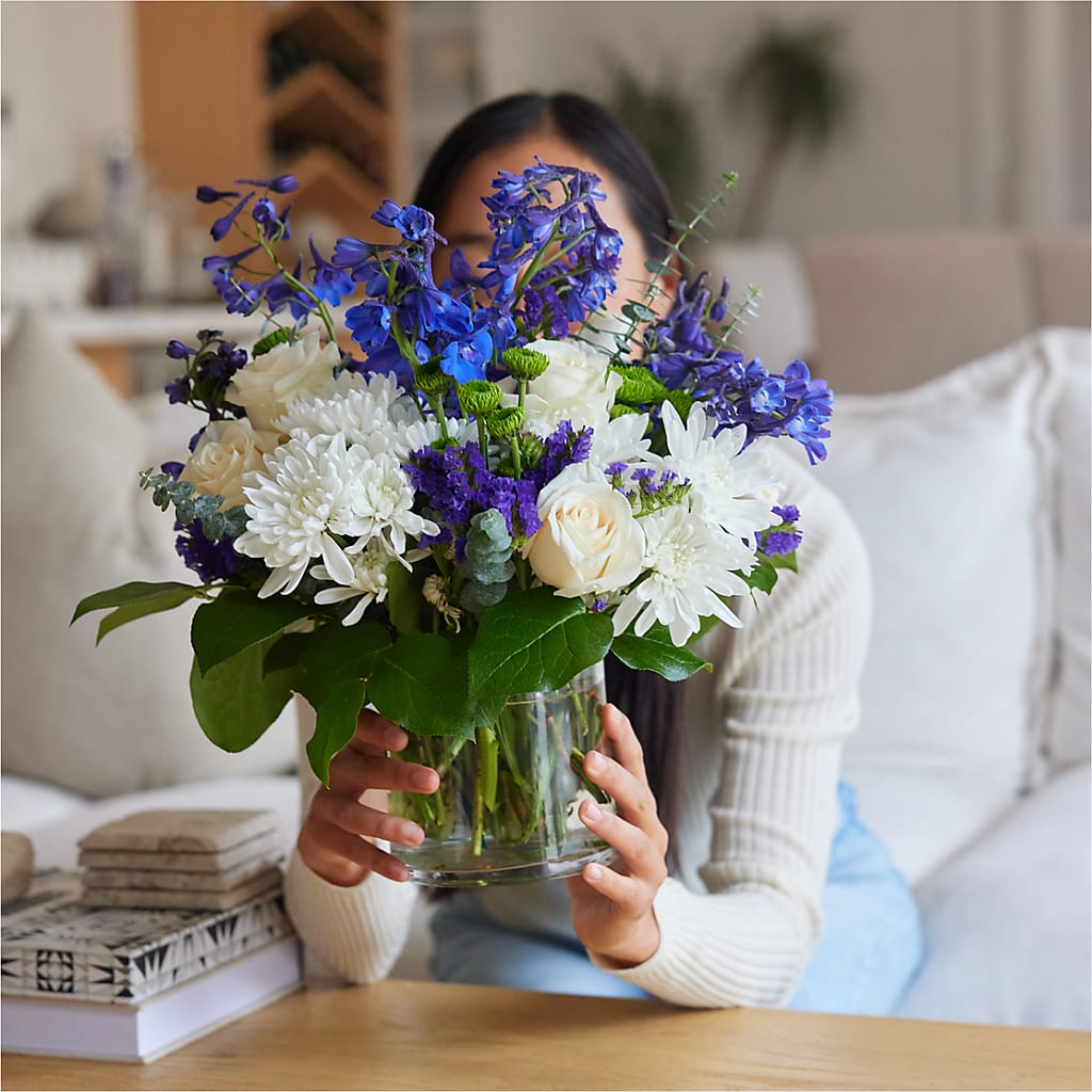 Cerulean Waves Bouquet –  Zapateria Y Floreria Hernandez, San Jose CA