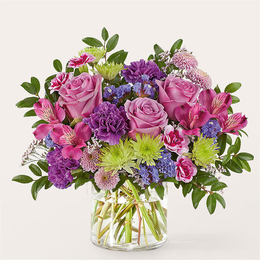 Glass Half Full Bouquet –  Zapateria Y Floreria Hernandez, San Jose CA