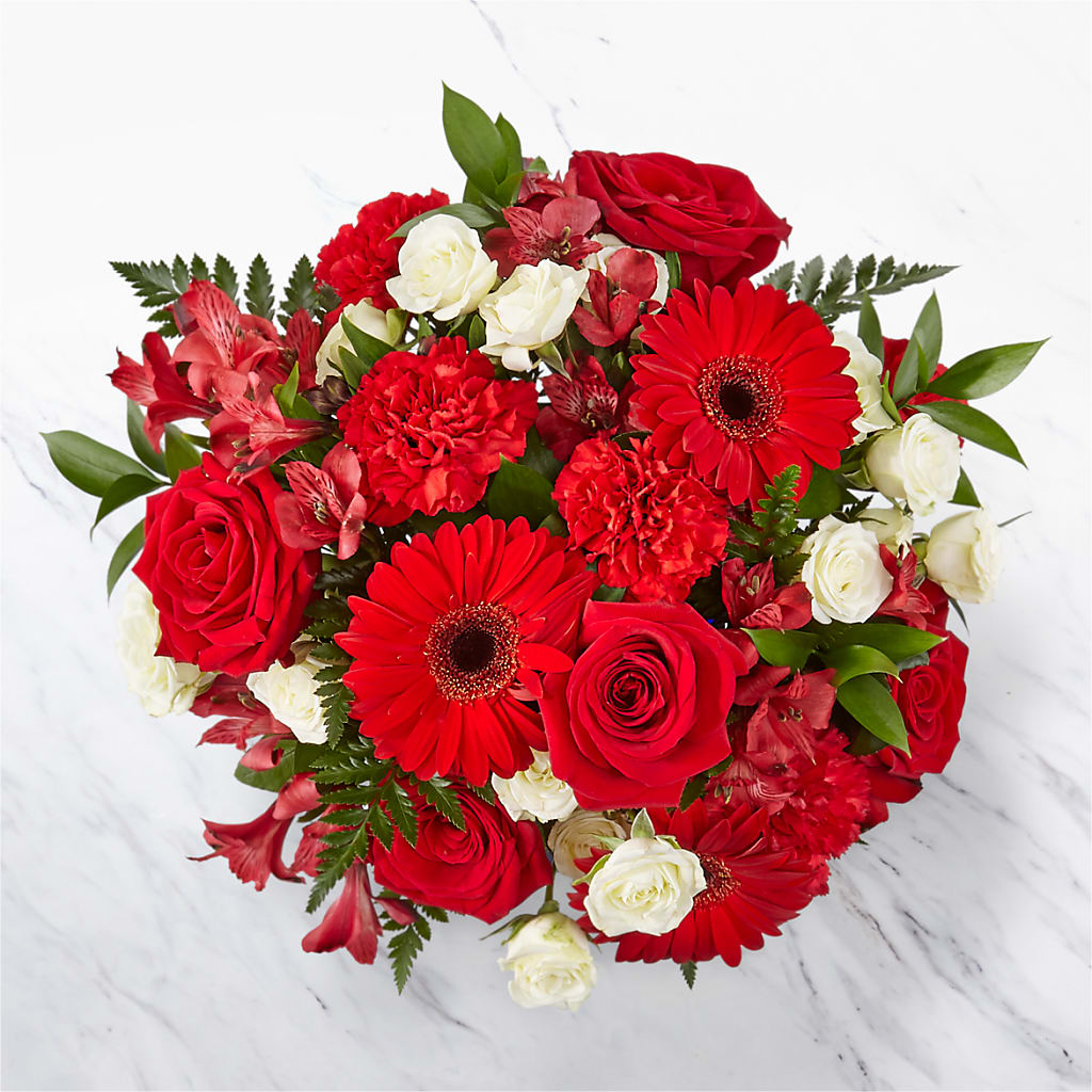 Hearts Embrace Bouquet –  Zapateria Y Floreria Hernandez, San Jose CA