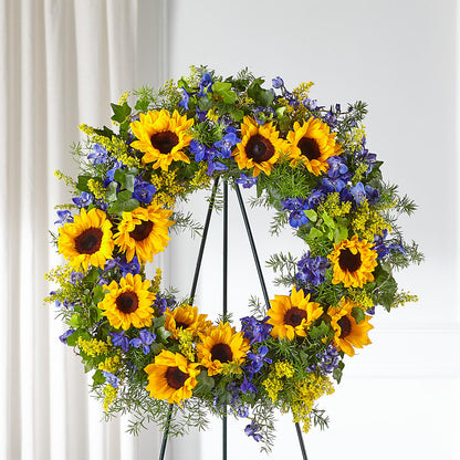 Bright Rays Wreath –  Zapateria Y Floreria Hernandez, San Jose CA