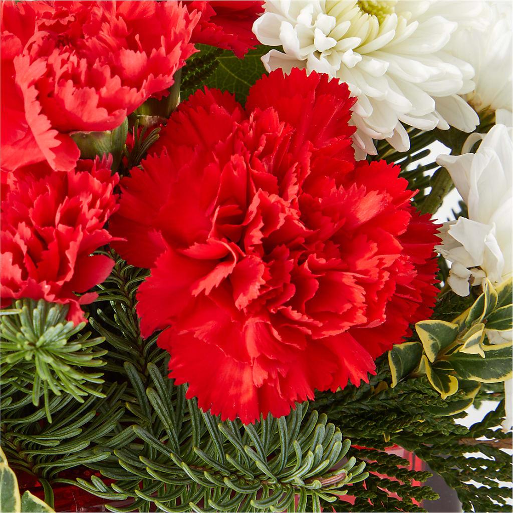 Christmas Market Bouquet –  Zapateria Y Floreria Hernandez, San Jose CA