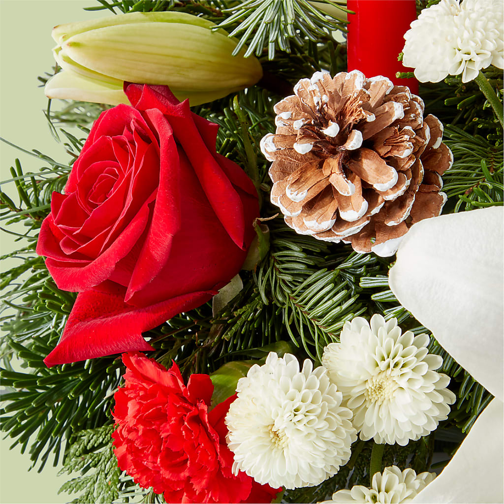 Seasonal Festivities Centerpiece –  Zapateria Y Floreria Hernandez, San Jose CA