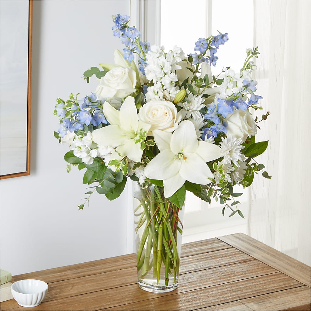 Peace of Mind Bouquet –  Zapateria Y Floreria Hernandez, San Jose CA