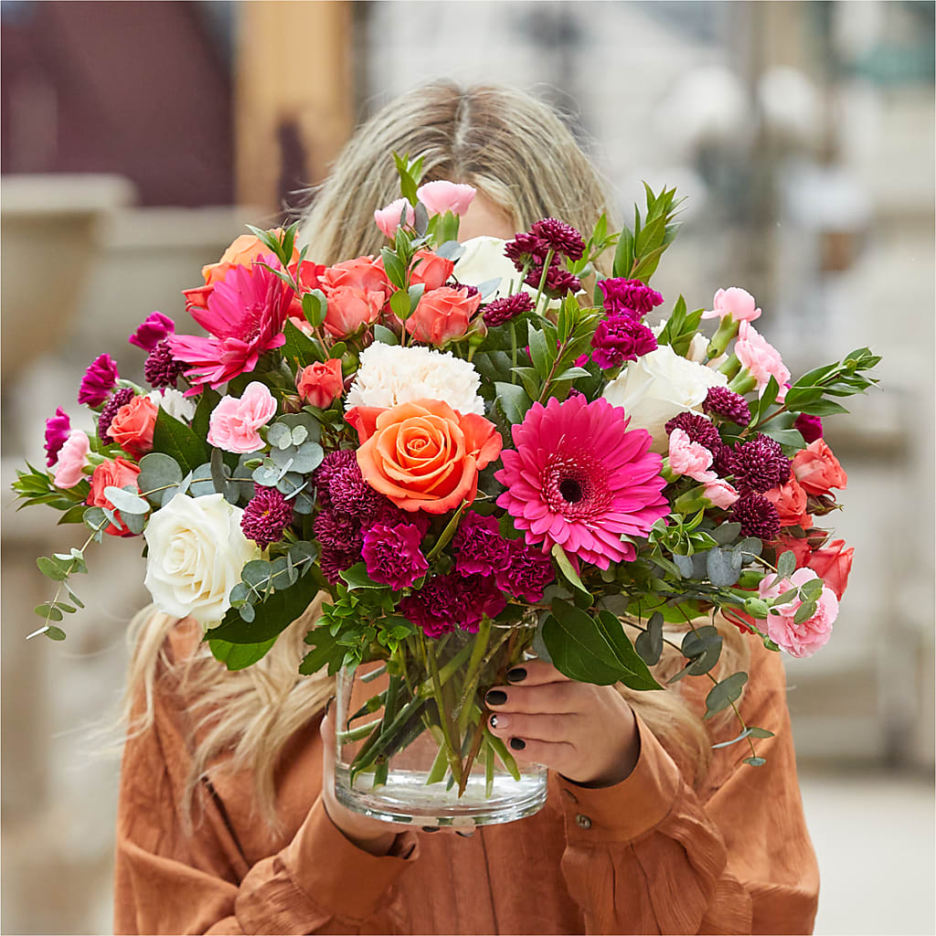 Smell the Roses Bouquet –  Zapateria Y Floreria Hernandez, San Jose CA