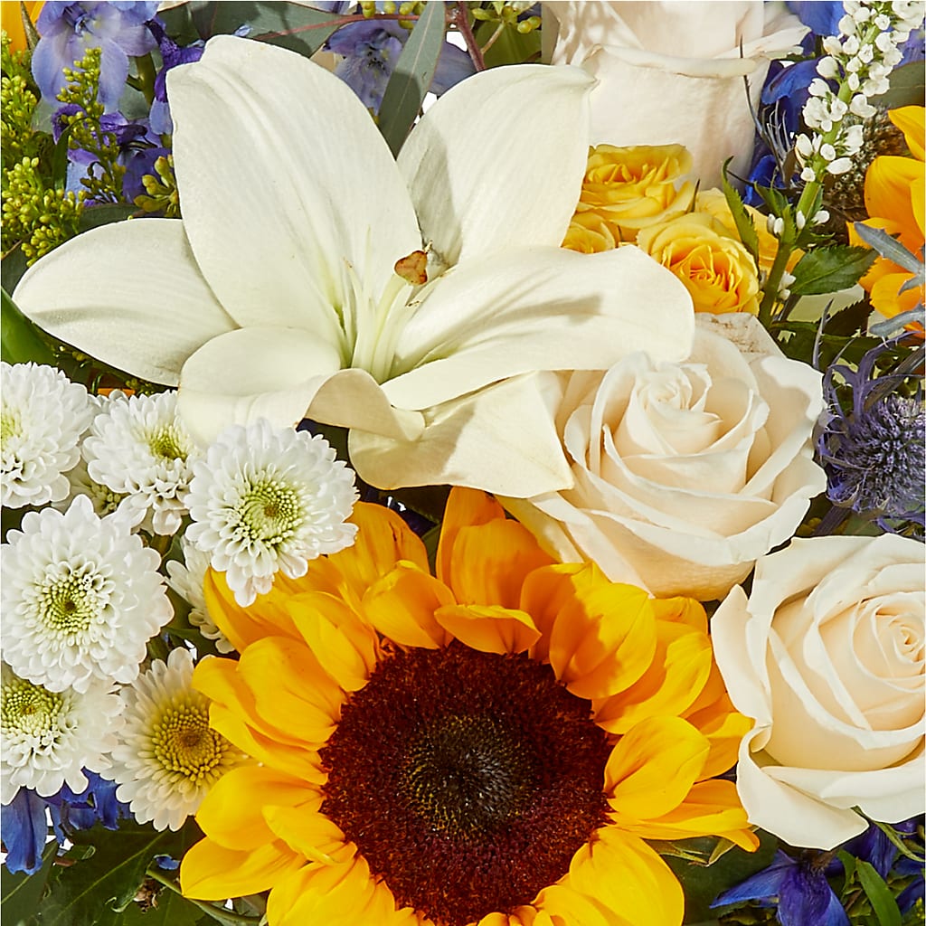 Wonderfully Sunny Bouquet –  Zapateria Y Floreria Hernandez, San Jose CA