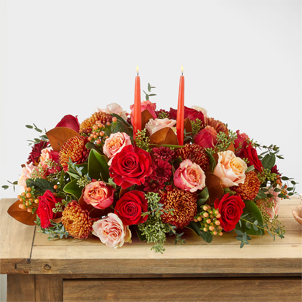 Gather Near Centerpiece –  Zapateria Y Floreria Hernandez, San Jose CA
