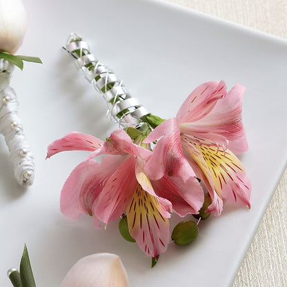 Pink Peruvian Lily Boutonniere –  Zapateria Y Floreria Hernandez, San Jose CA